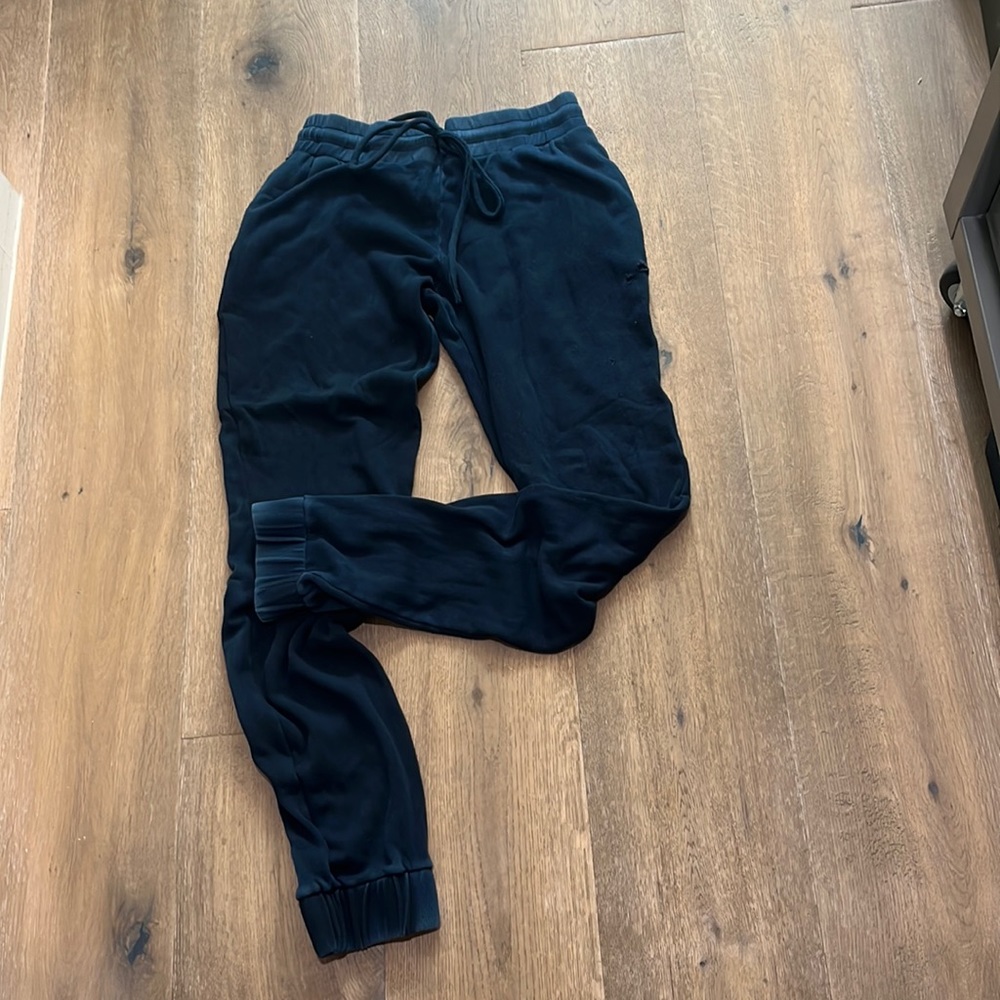 Tyler Jacobs by Feel the Piece blue sweatpants size small